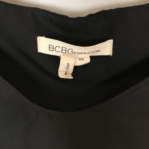 BCBG Top Rushed Sleeves Black B - Picture 7 of 8